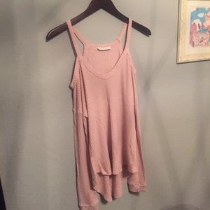 Honey Punch cold shoulder top